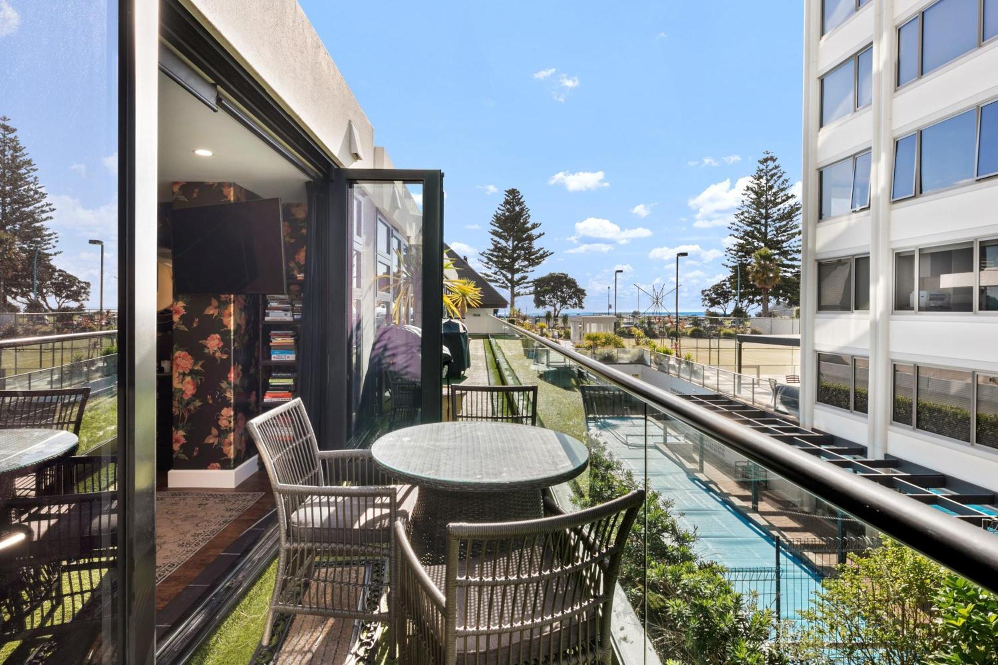 Marvelous Downtown Apartment Moments From Main Beach With Heated Pool, Gym And Parking Mount Maunganui Εξωτερικό φωτογραφία