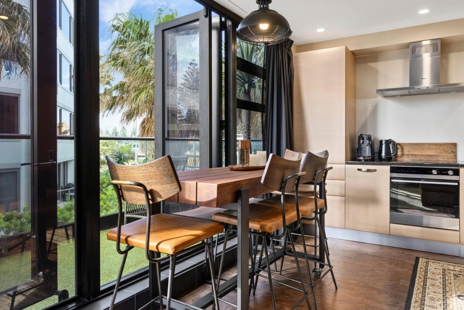 Marvelous Downtown Apartment Moments From Main Beach With Heated Pool, Gym And Parking Mount Maunganui Εξωτερικό φωτογραφία
